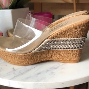 Bedazzled wedges, clear.